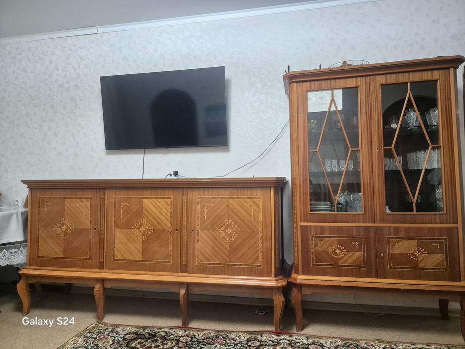 Комплект мебели,  красное дерево