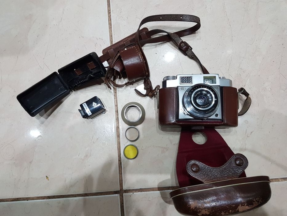 Стар фотоапарат Zeiss Ikon Contina