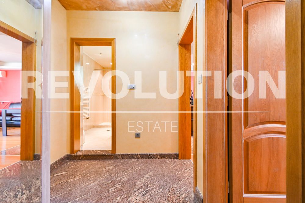 Дава се под наем Двустаен апартамент в София, Младост 1 - 72 кв.м за 600 € - Снимка #4