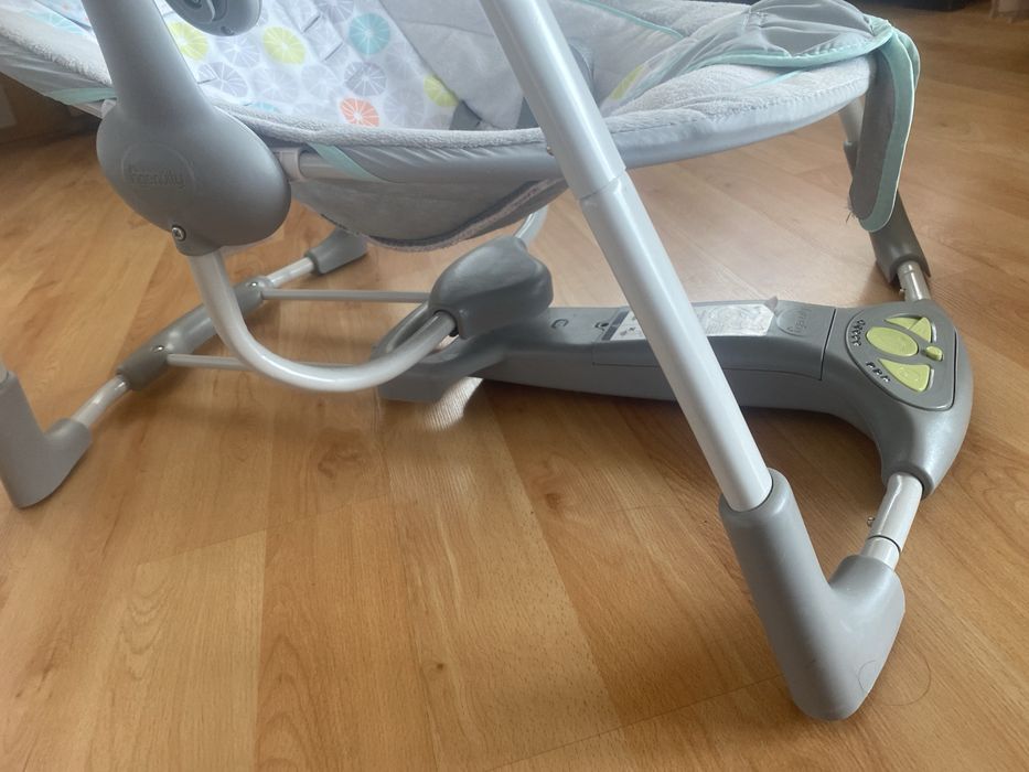 Balansoar pentru bebelusi, ingenuity