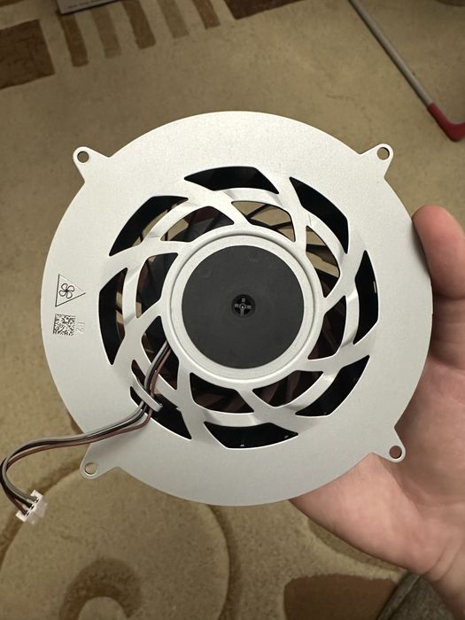 Кулер от PS5 Slim