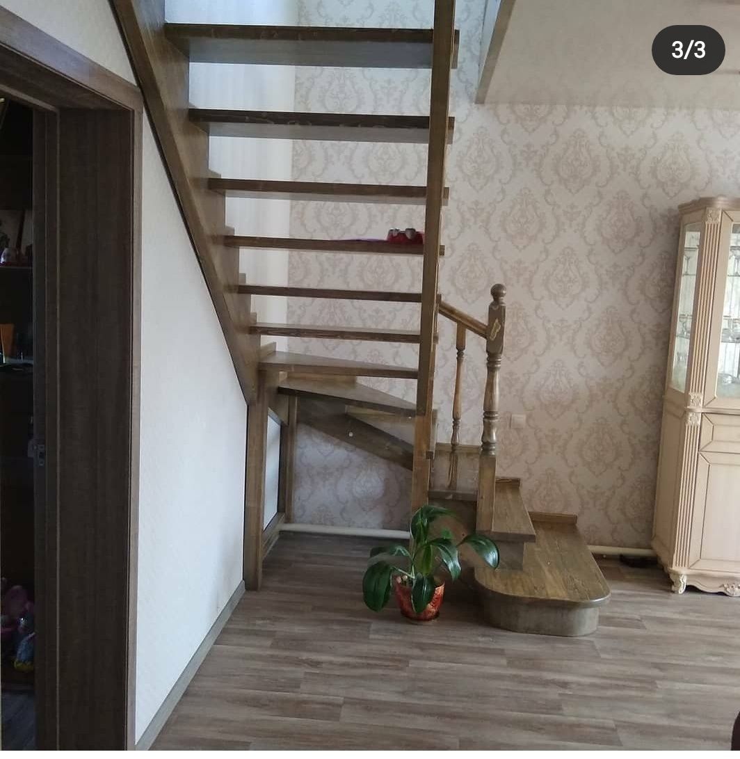 Деревянные лестницы и столярные работы.
