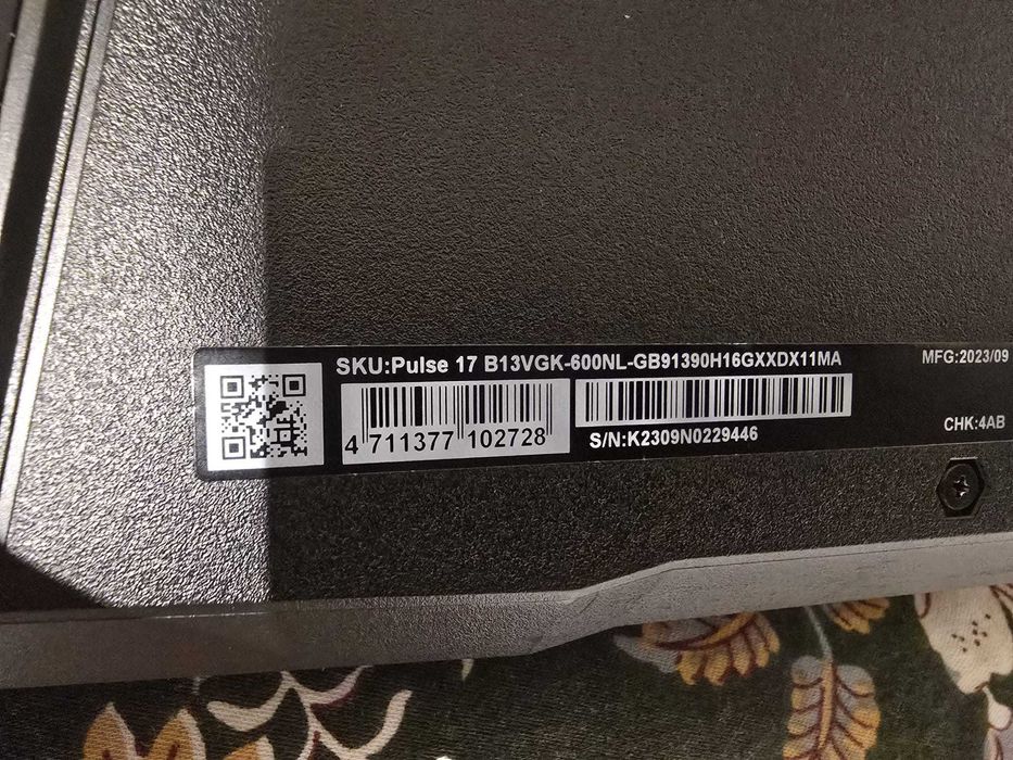 Gaming Laptop MSI Pulse 17.3 B13VGK