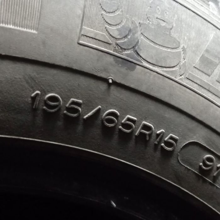 4 броя зимни гуми 195 65 15 Michelin 7mm
