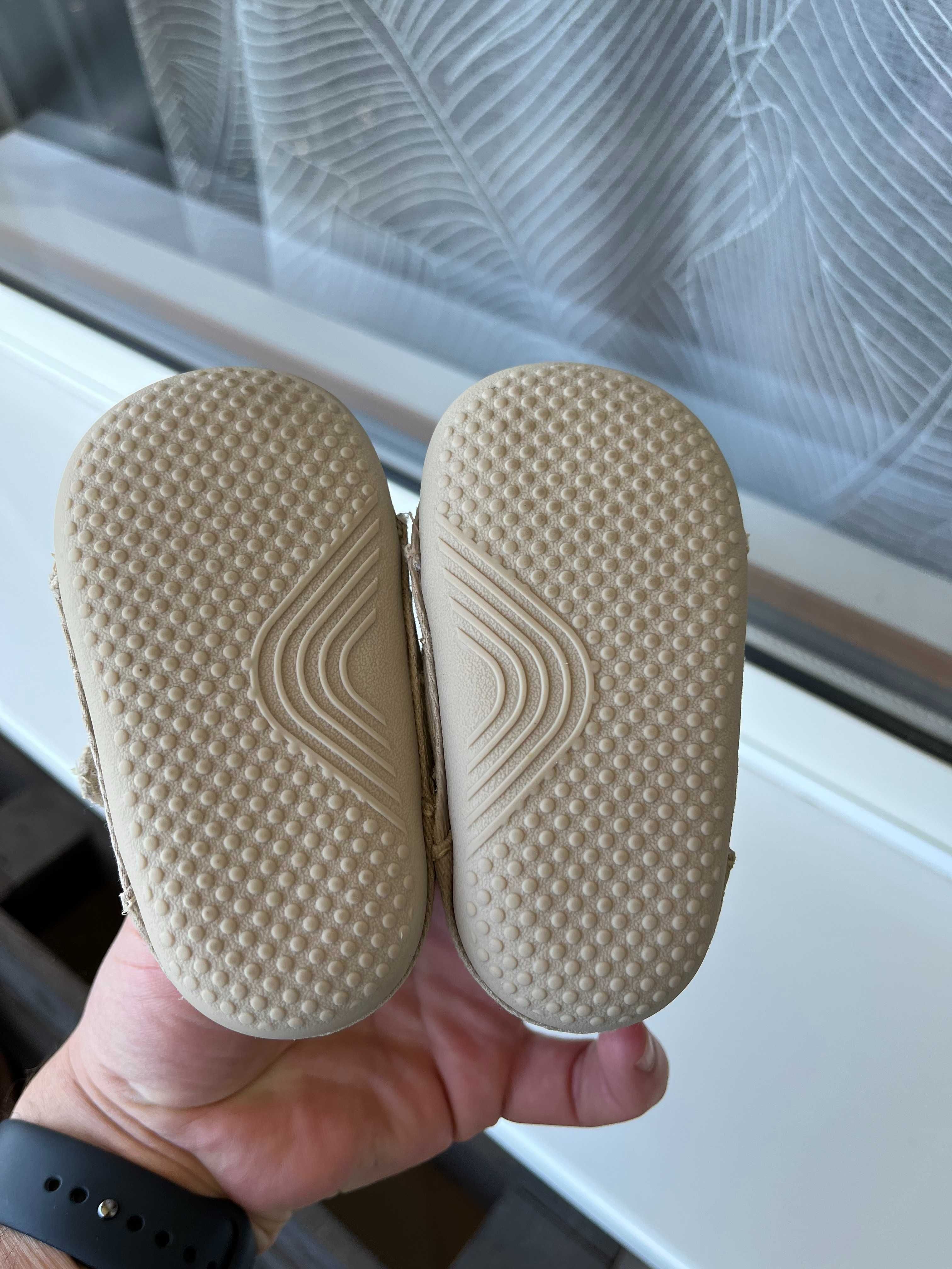 Буйка Barefoot Twill в цвят лешник КК, номер 18