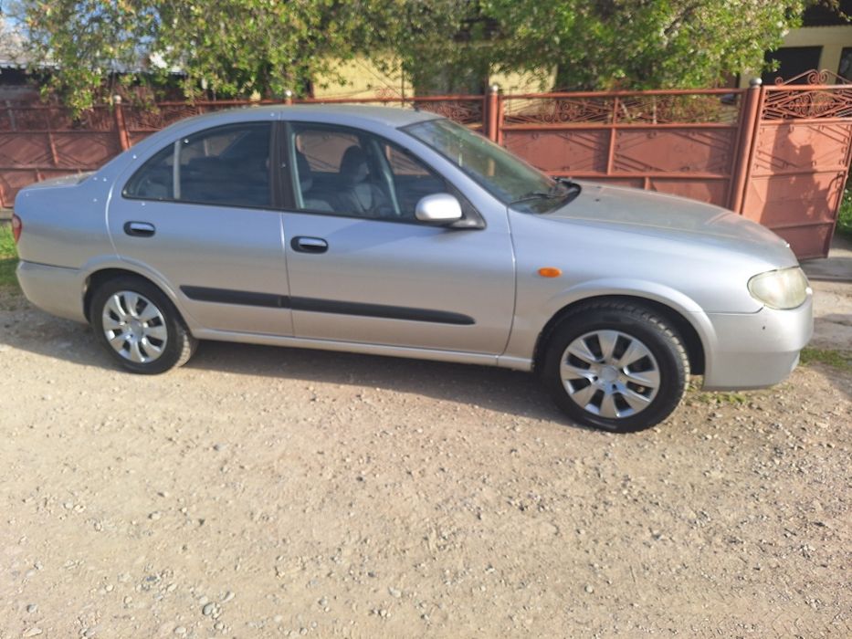 Vând Nissan Almera N16
