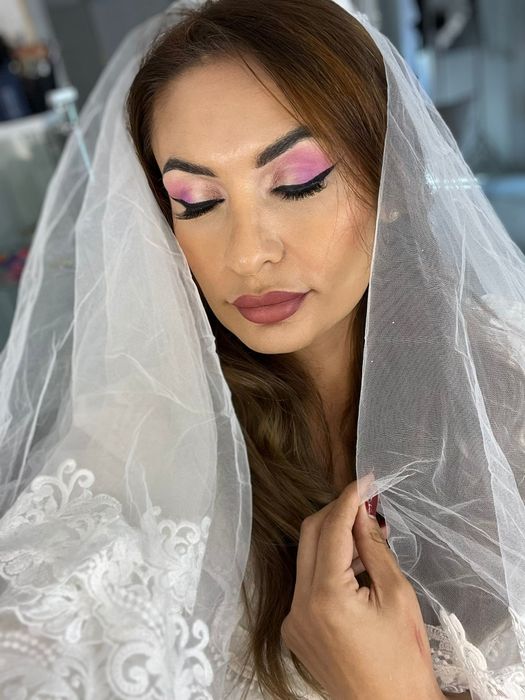 Make up'' profesional,gene incluse,zona Militari sau Ciorogarla