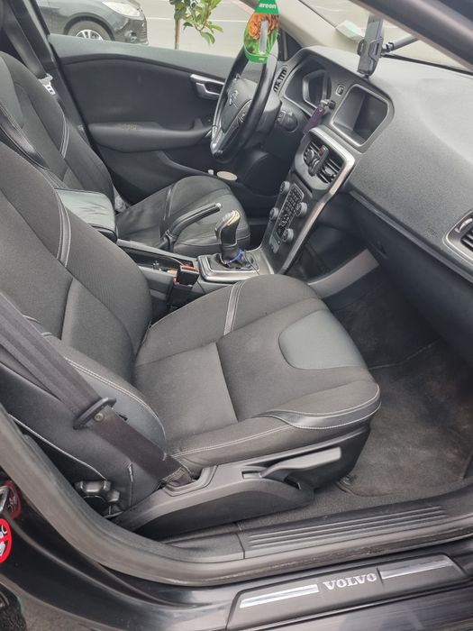 Volvo v40 1.6 2013