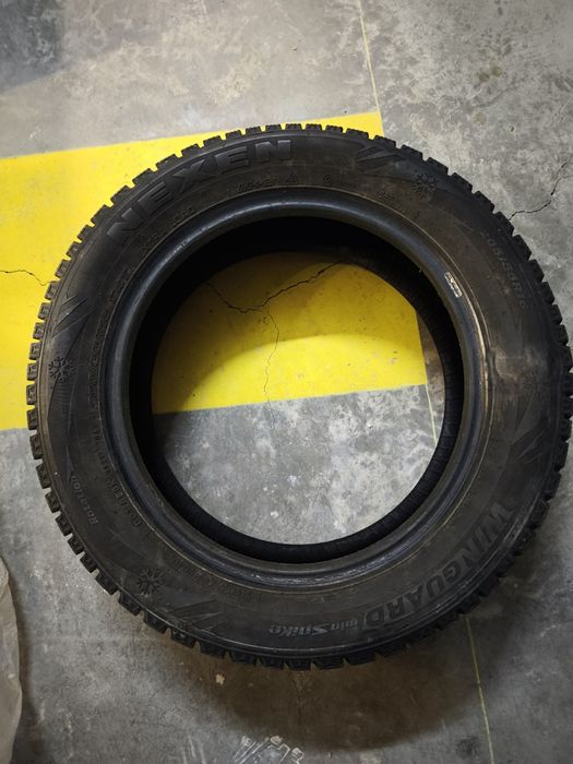 Резина зимняя Nexen