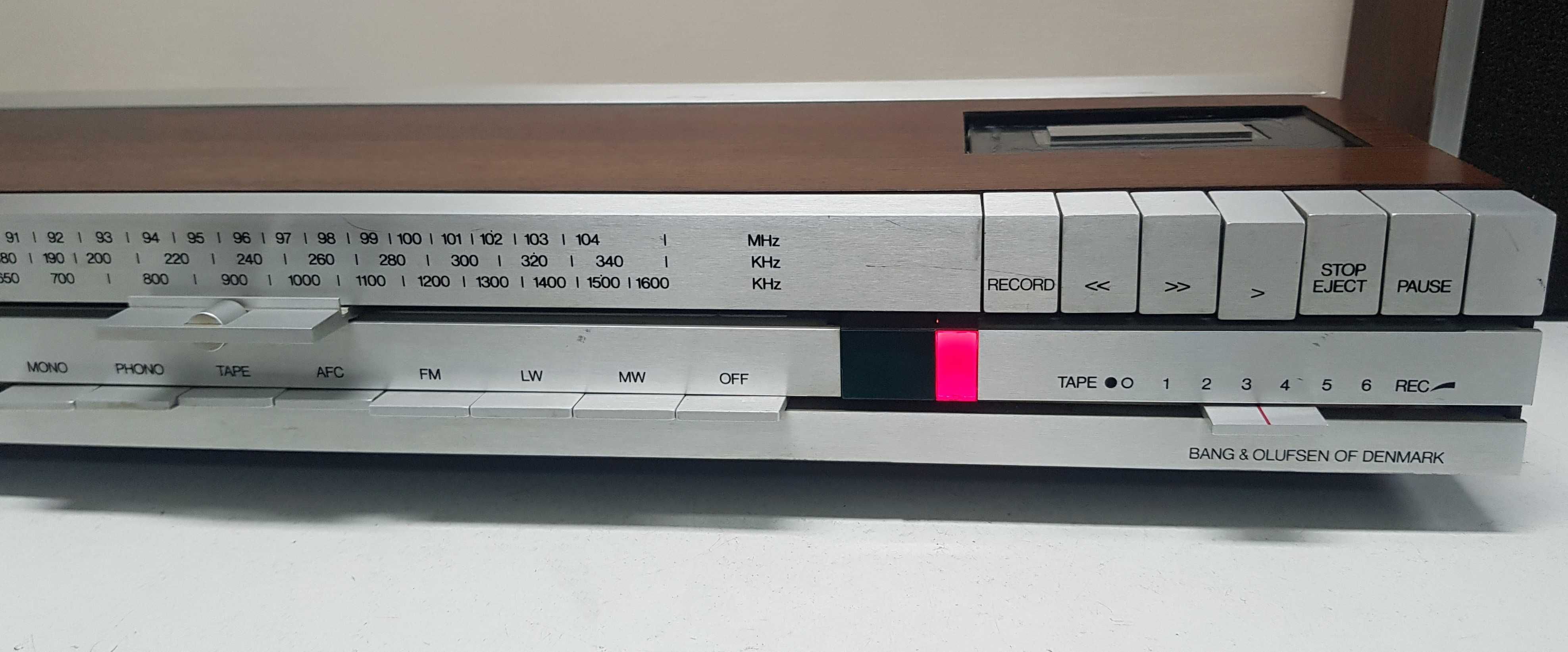 Beocenter 1500 vintage argintiu rar si bun Bang Olufsen muzica