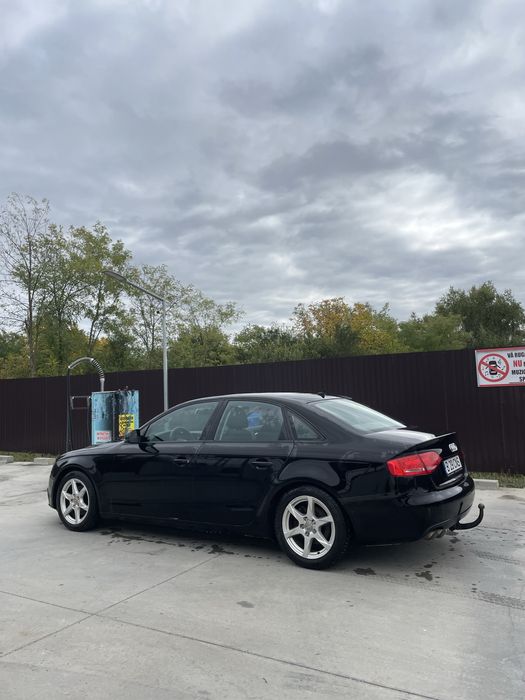 Audi A4,negru 2010 2.0 diesel