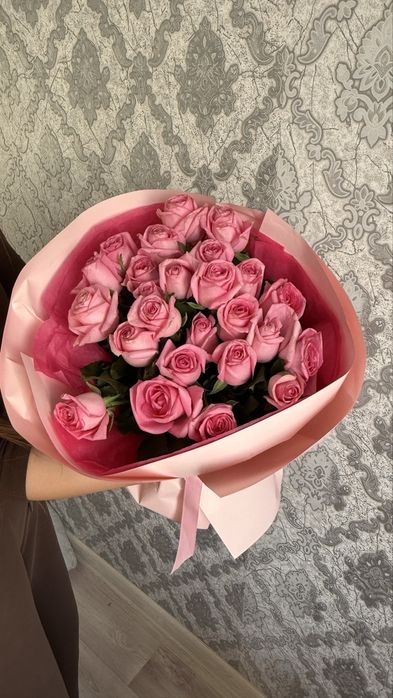25 штук роза сатылады