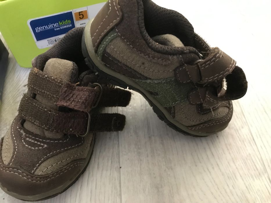Кожаные кроссовки для мальчика размер 5