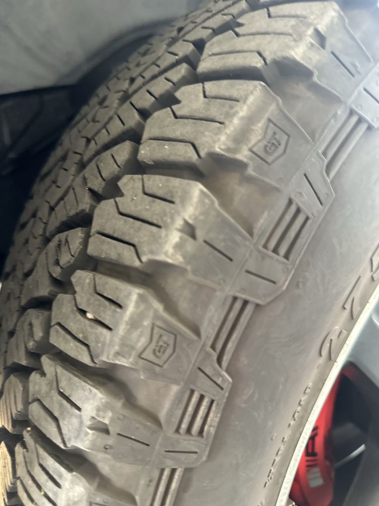 Гуми 275 50 20 ки Mercedes G63