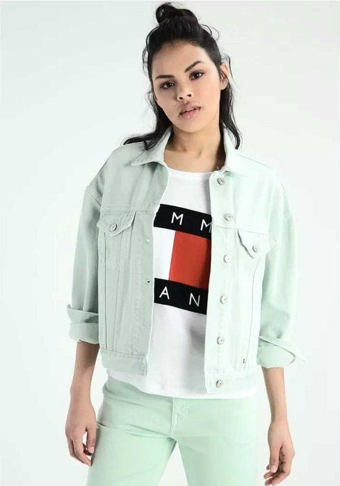 Джинсовая куртка