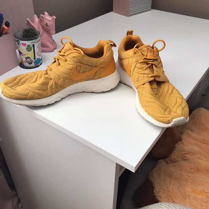Маратонки Nike номер 38.5