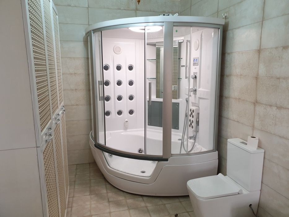 РЕМОНТ ДУШЕВЫХ КАБИН, ДЖАКУЗИ под ГАРАНТИЮ 100% . Мастер в Алматы! ! !