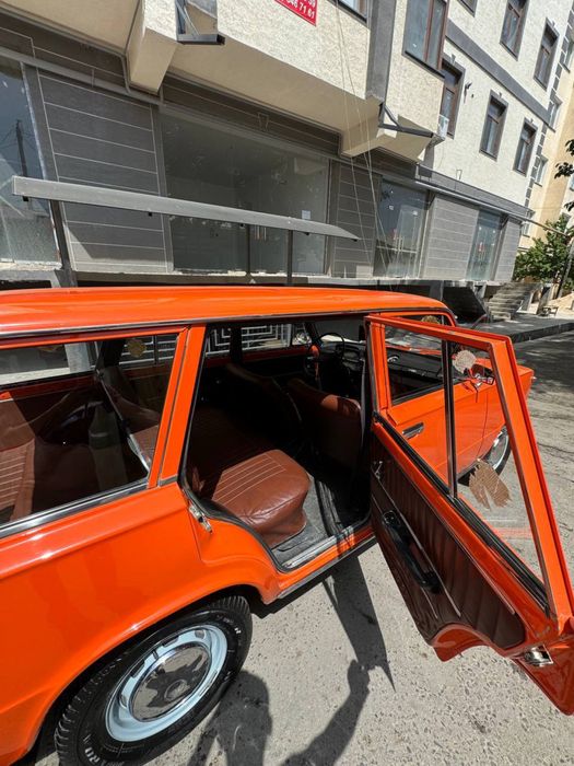 Срочно продаю сваю машину 2102