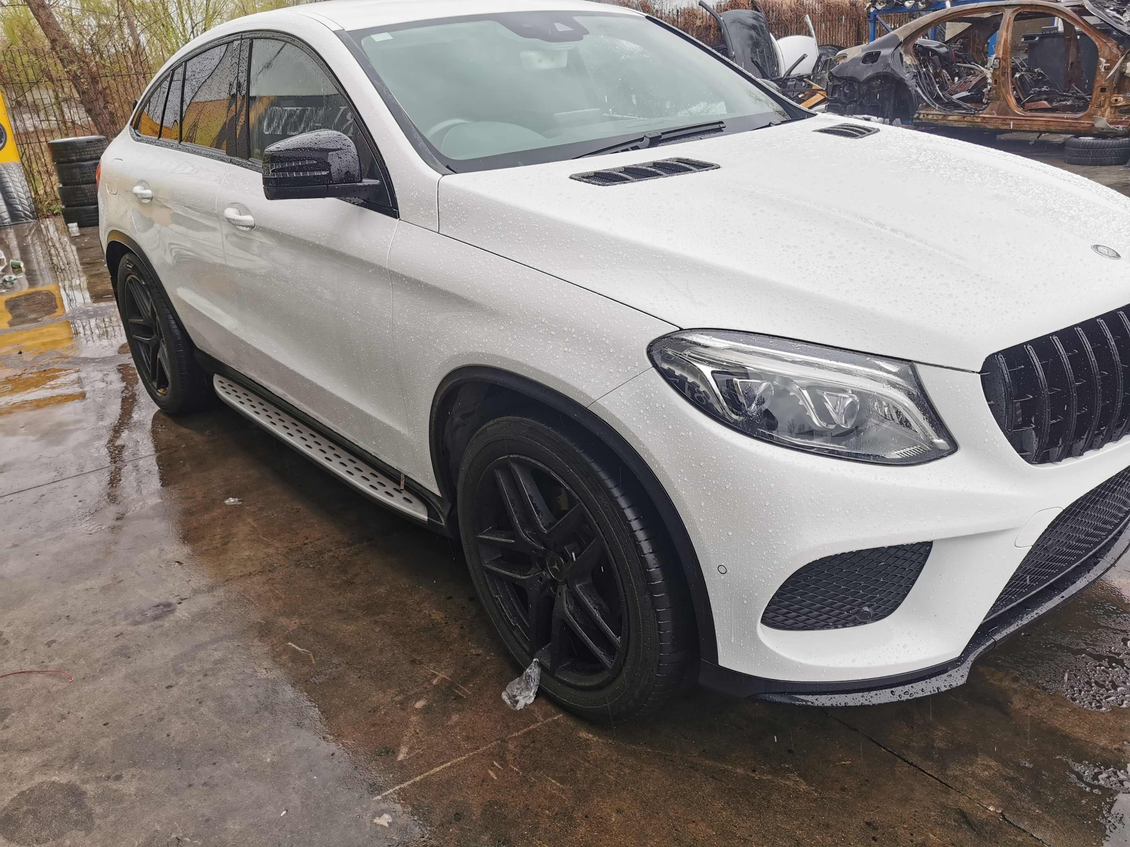 Dezmembrez mercedes GLE COUPE AMG/bara fata gle coupe/aripa/usa gle/