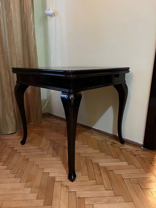 Masa antica lemn , plianta . renovat