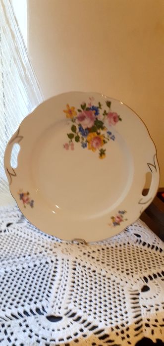Farfurii ,platouri de colecție,diverse portelanuri