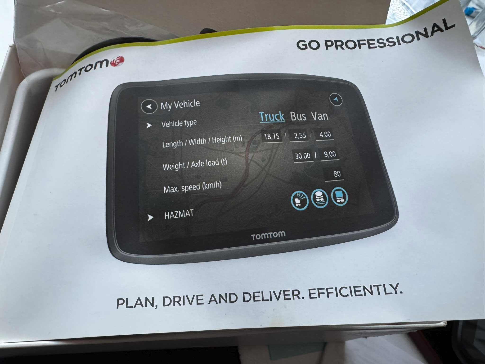 Навигация за КАМИОНИ - TomTom GO PROFESSIONAL 520 с Вечни карти