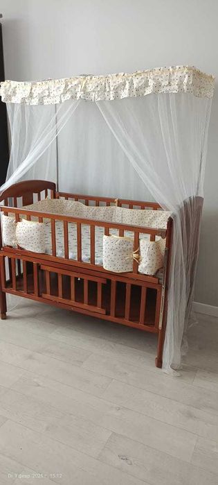 Продам детскую кроватку