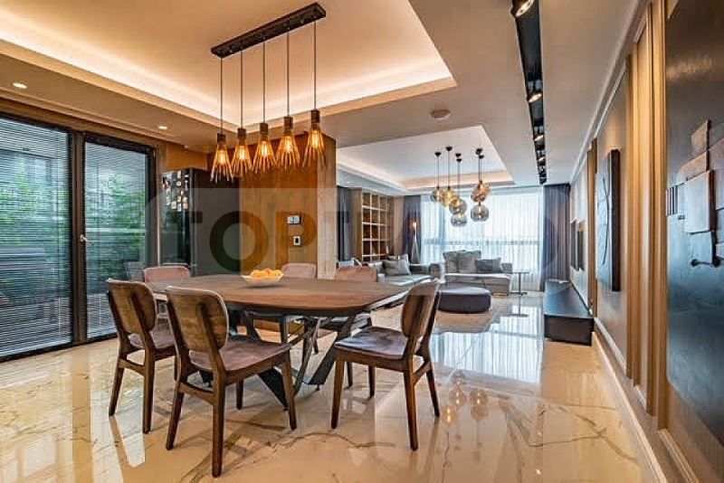 Продава се Тристаен апартамент в Варна, Бриз - 150 кв.м за 2500 €/кв.м - Снимка #7