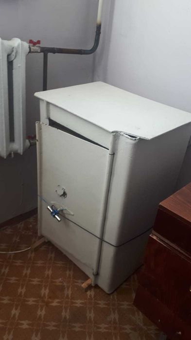 срочно продам сейф советский 15000
