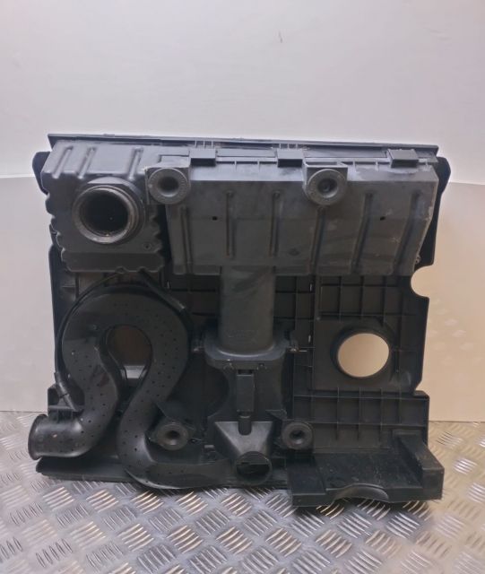 Capac protectie motor / carcasa filtru aer 03e129607 Volkswagen VW Po