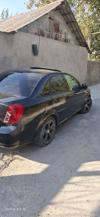 Lasseti arendaga sotiladi