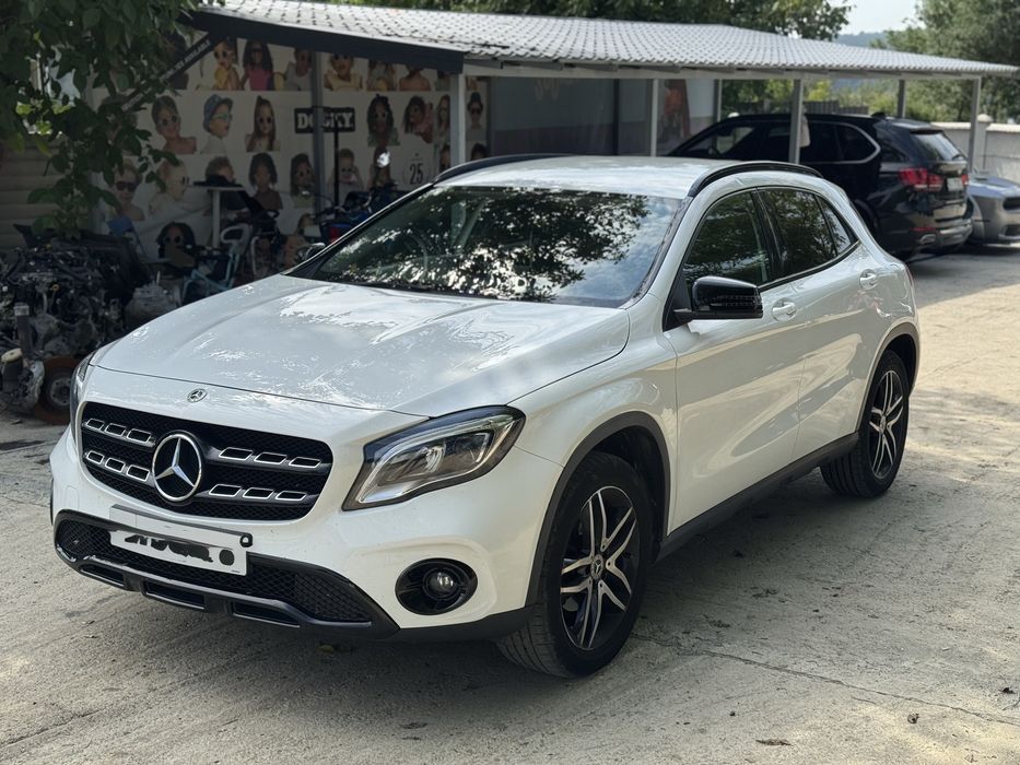 Fata completa mercedes gla x156 facelift 2017-2020 bara capota