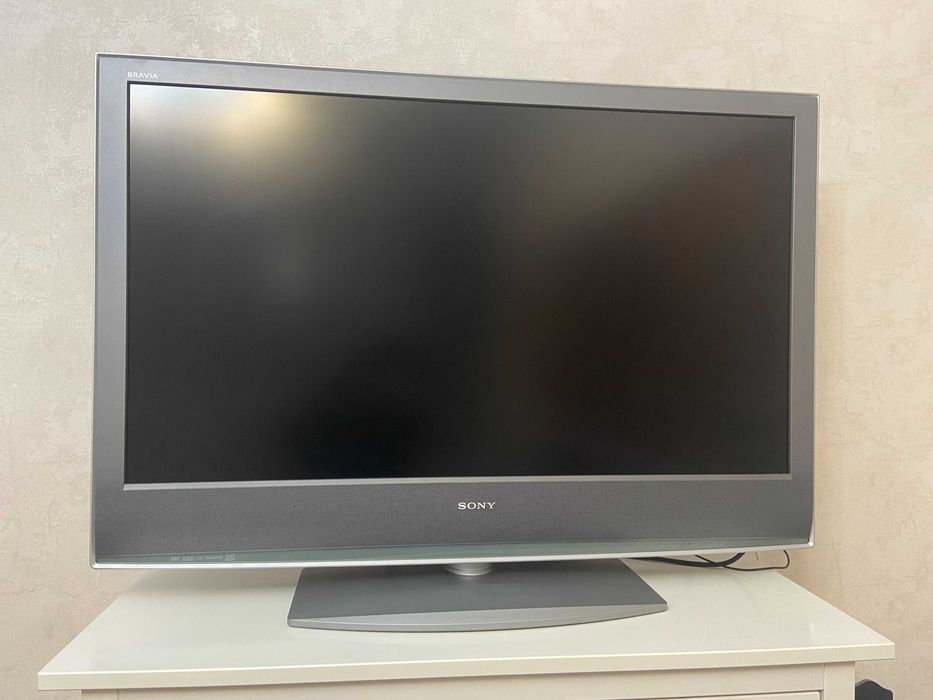 Телевизор SONY Bravia LCD COLOUR TV