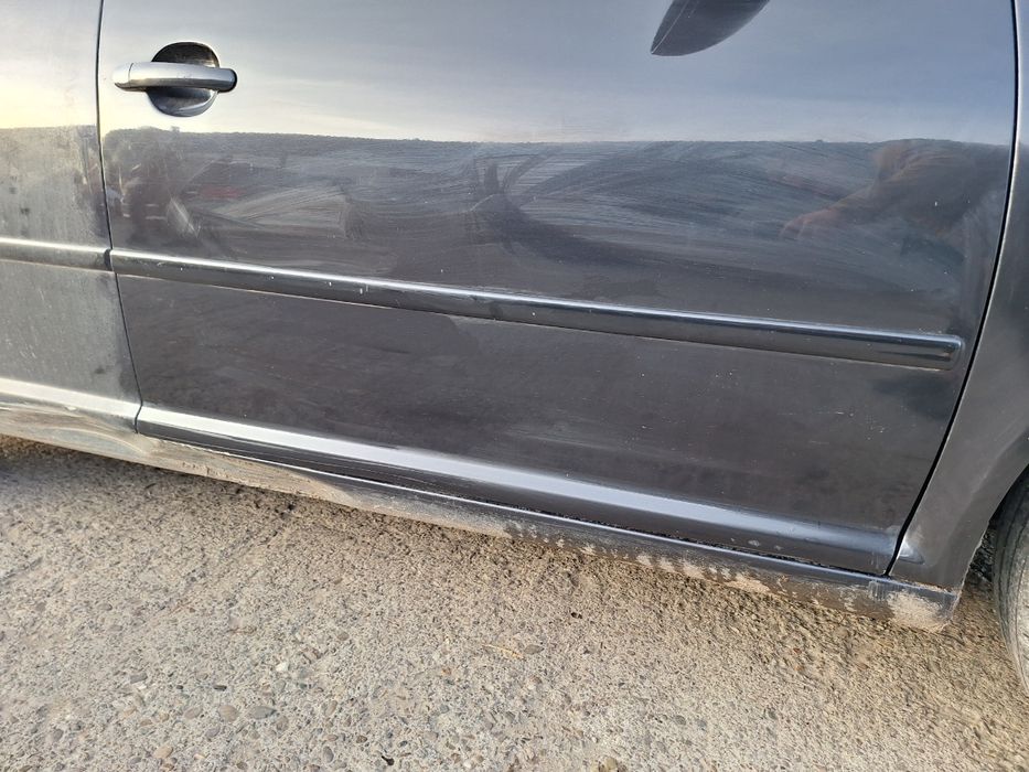 Usa portiera fata dreapta VOLKSWAGEN GOLF IV Variant 1J5 1999 - 2006 ,