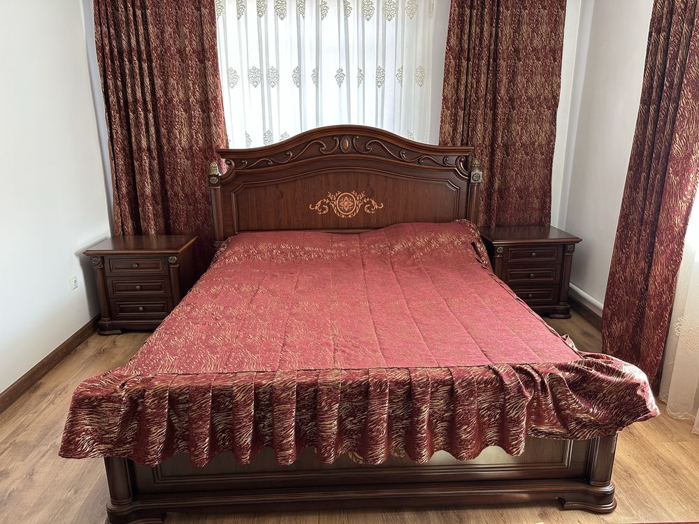 Продается спальный гарнитур