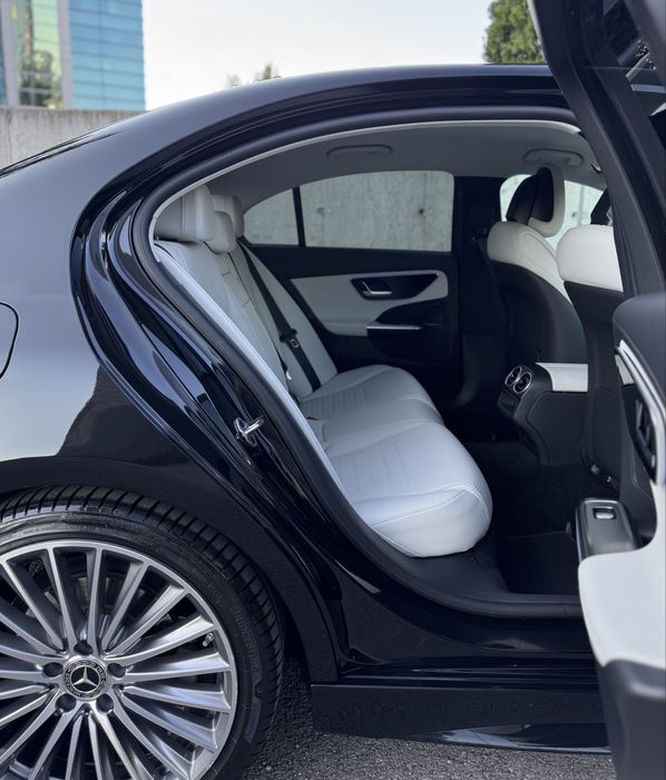 Mercedes C class 220d Mild-Hibrid AMG Line 2022 45.000KM Distronic/360