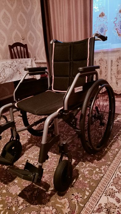 Инвалидная коляска