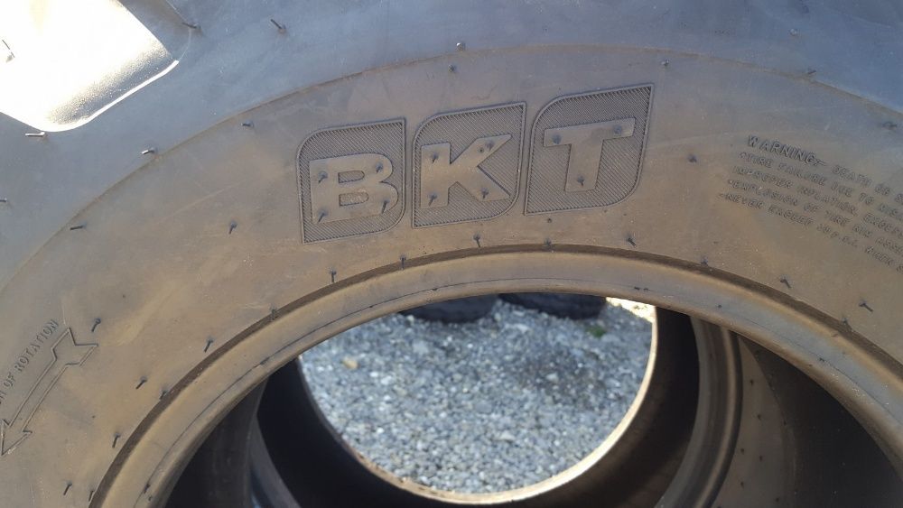12.5/80-18 Cauciucuri noi pentru buldo fata marca BKT cu 12 pliuri R18