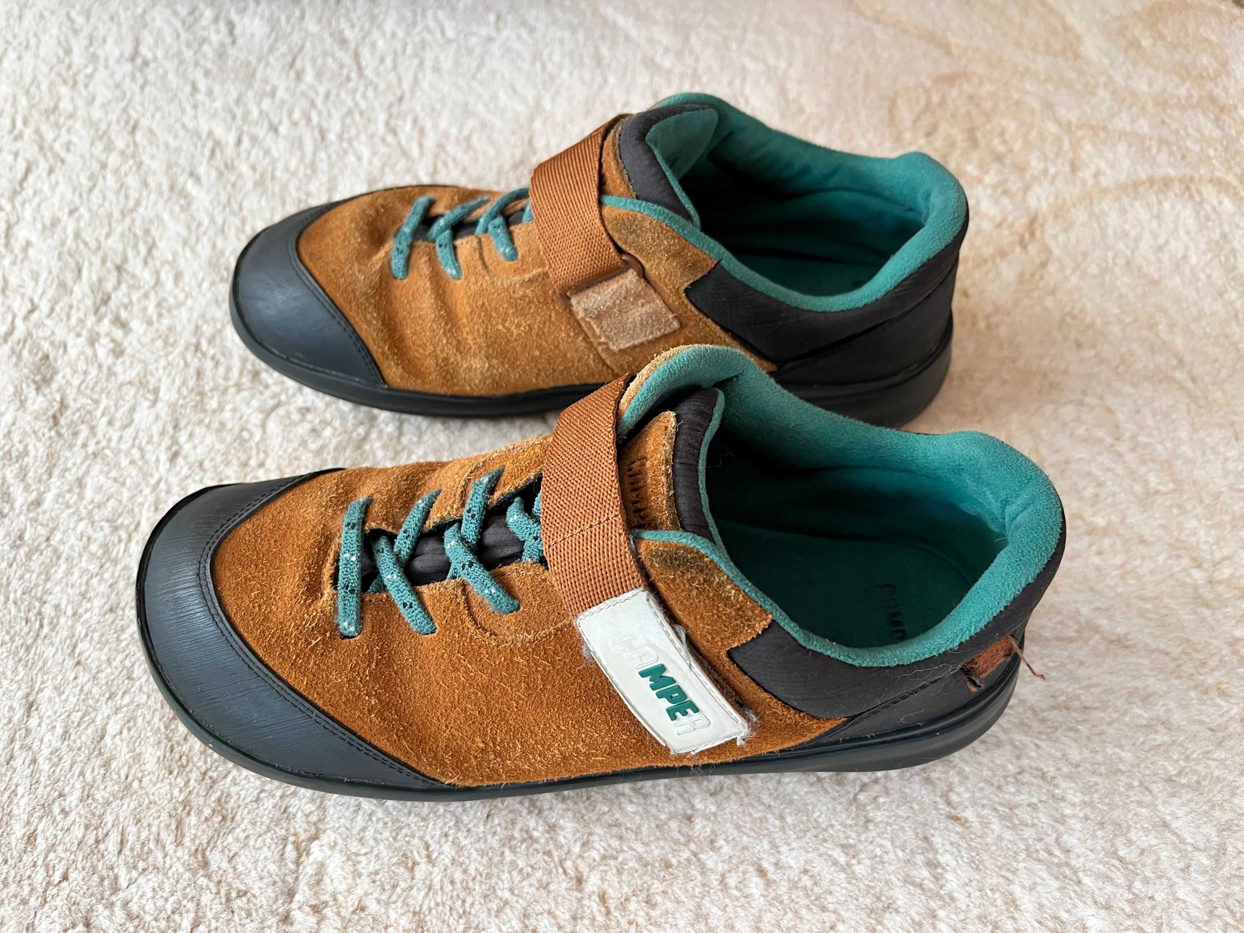 Vand pantofi sport pentru copii, marca Camper