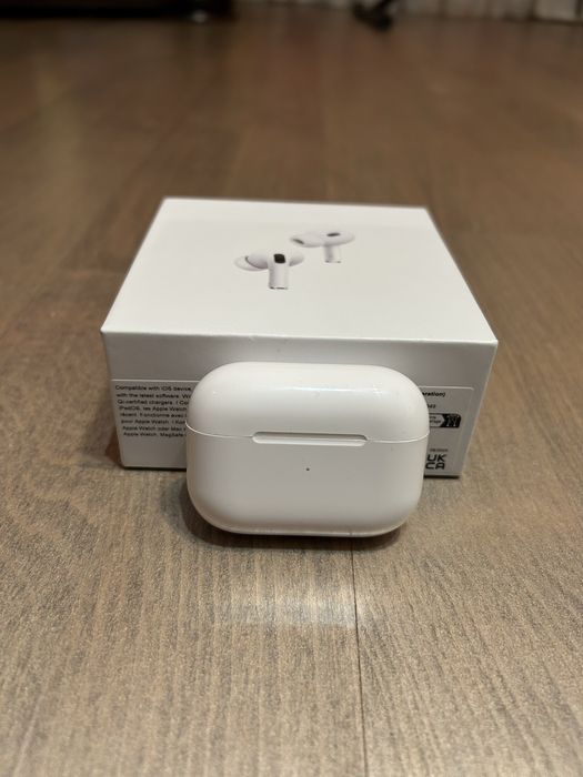 Casti Apple Airpods Pro (3rd Generation) Carcasa MagSafe (USB-C)