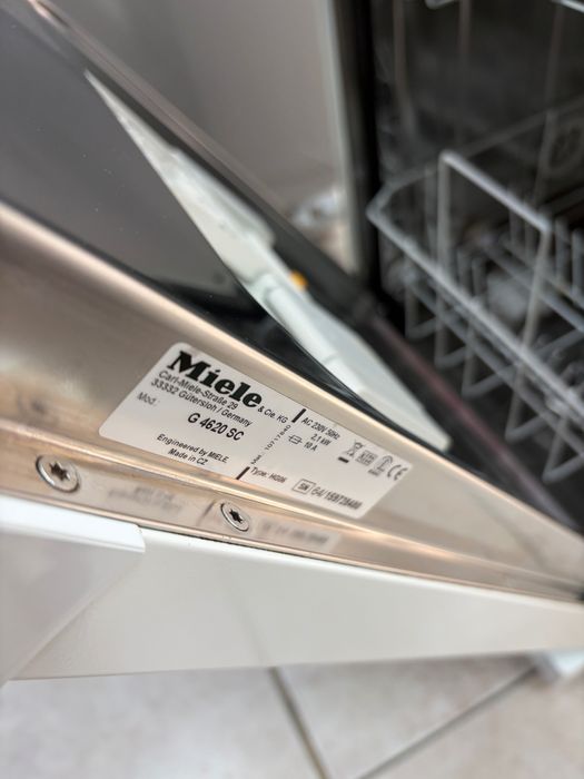 Miele G4620 тясна миялна за частично вграждане/24 мес гаранция