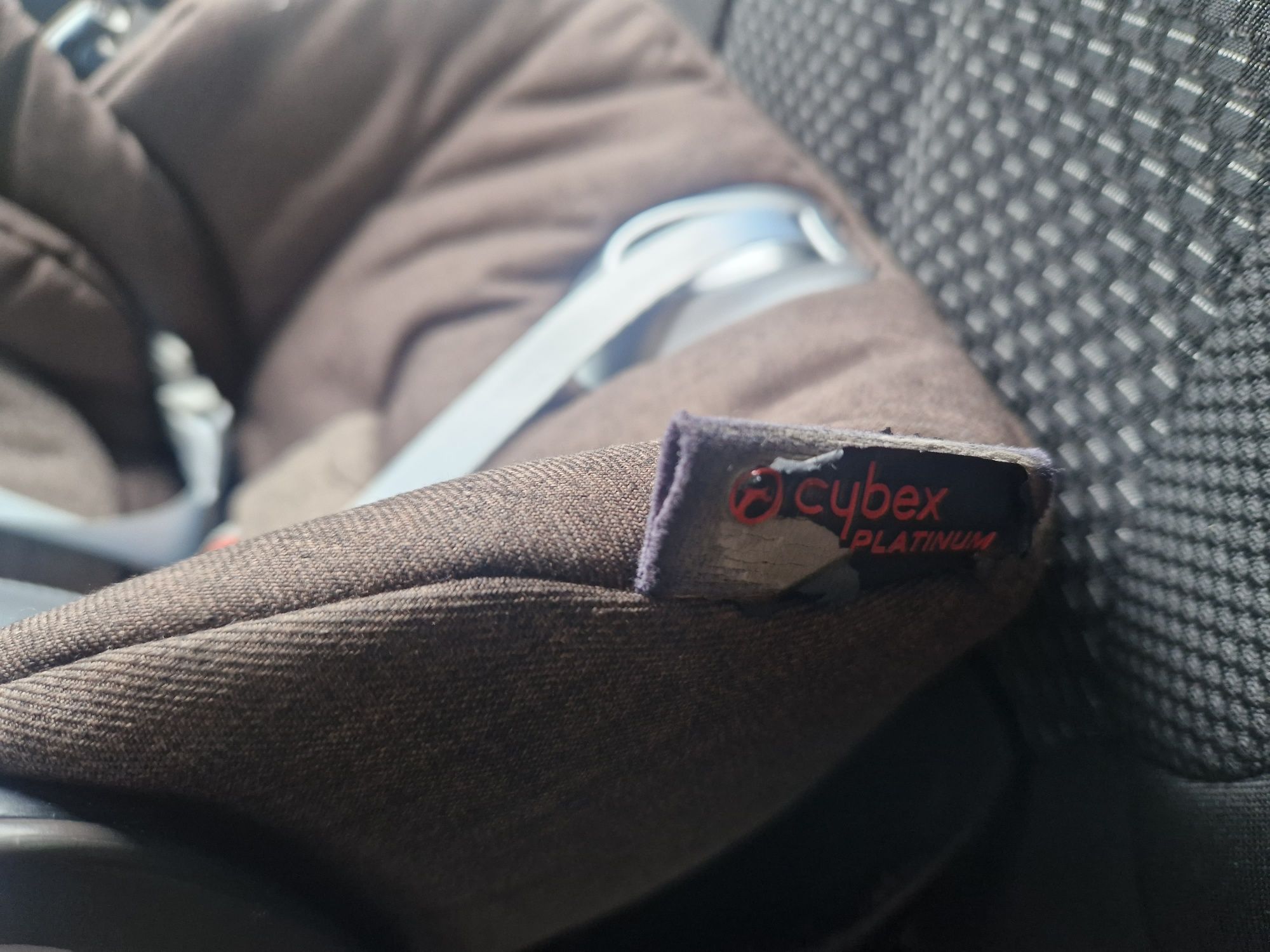 Cybex Cloud Platinum Q Plus с база Isofix
