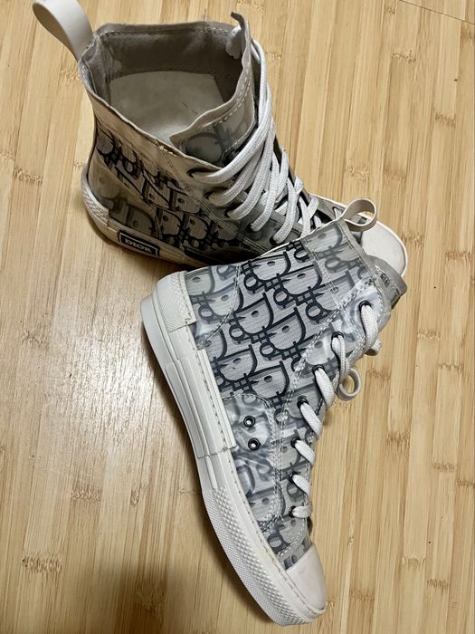 Tenenisi sport D i o r Essentials - ca noi, fara accesorii