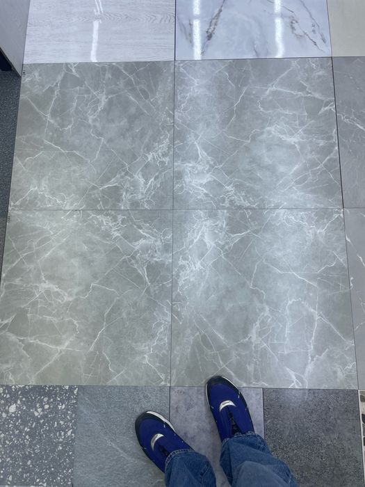 Местный кафель / mesniy keromagranit / kafel / uy