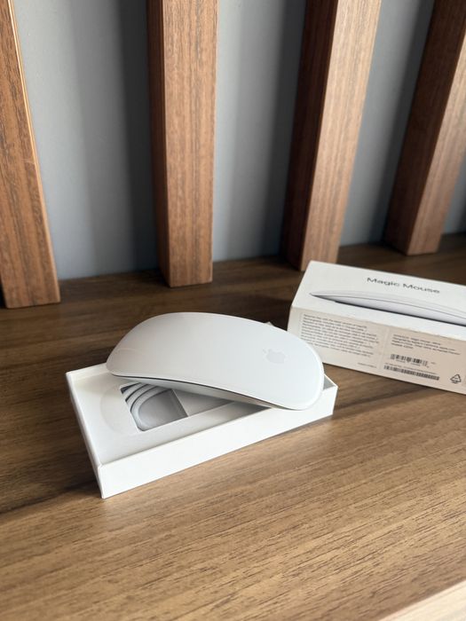 Magic Mouse (2024) - Noi