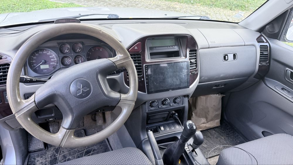Mitsubishi pagero mk3 3,2 autoutilitara