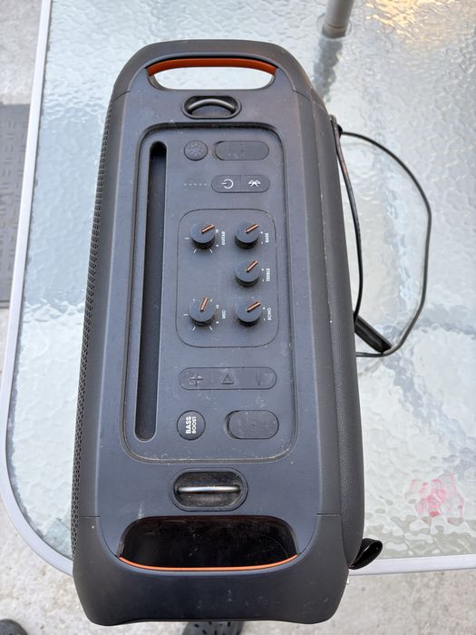 Vand Boxa Portabila JBL Party On The Go
