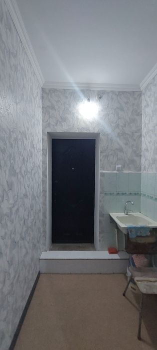 1/1/4 (1 этаж). Бывшее общежитие. Спутник 4 (Сергели). Метро - 500 м!