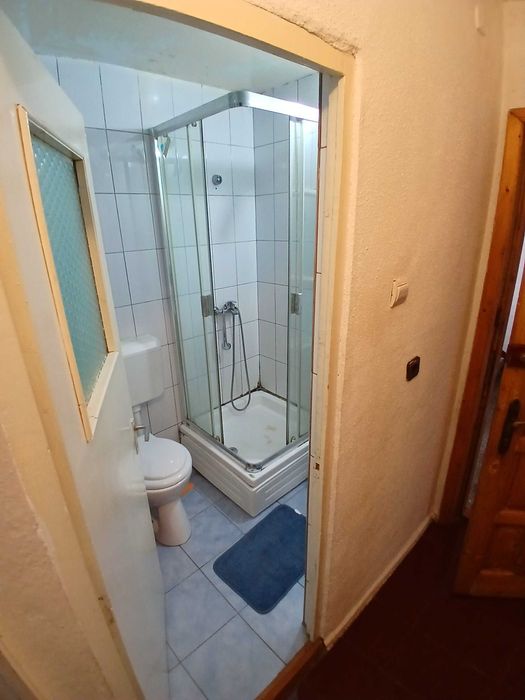 Închiriez Apartament