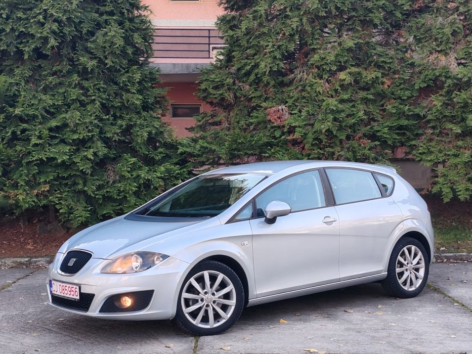Vând seat Leon an 2011//14 benzina